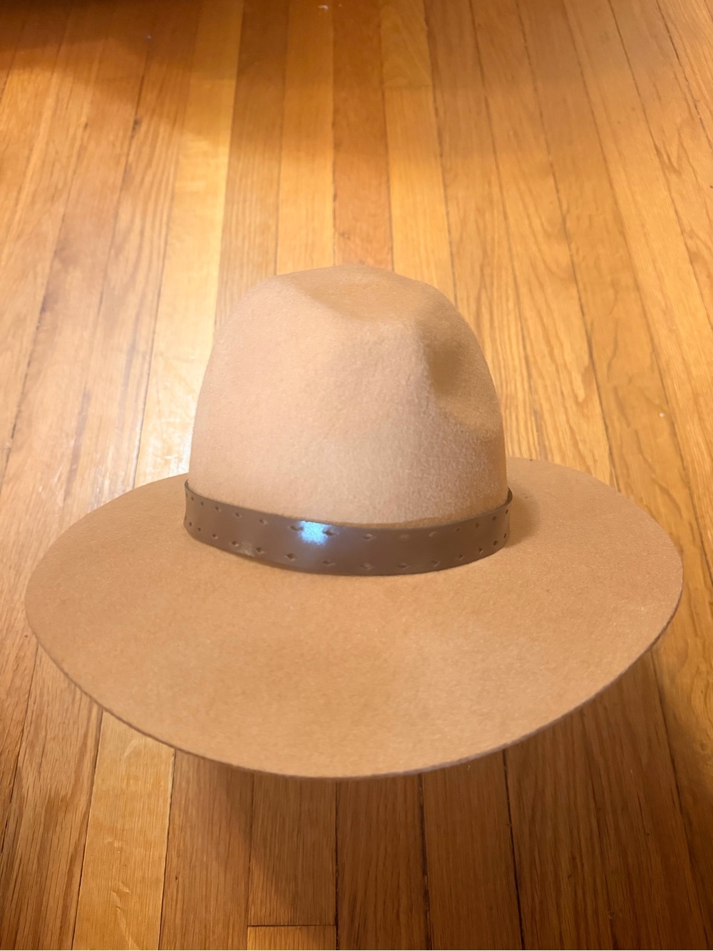 Classic 100% Wool Wide-Brim Tan Fedora Hat with Accent Band